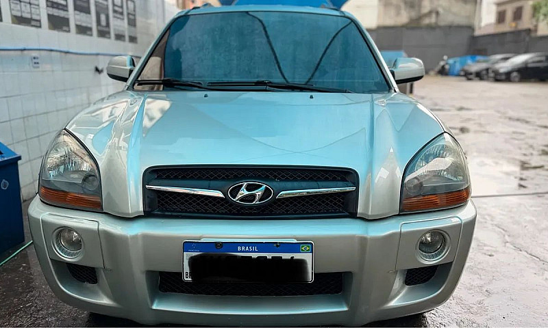 Hyundai Tucson 2.0 1...