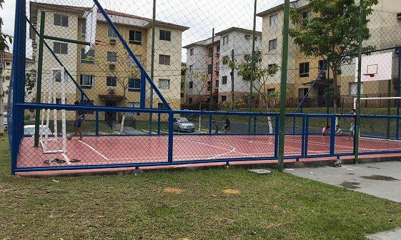 Apt Vila Jardim/ Aza...