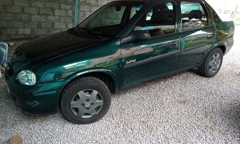 Corsa Sedan 2004...