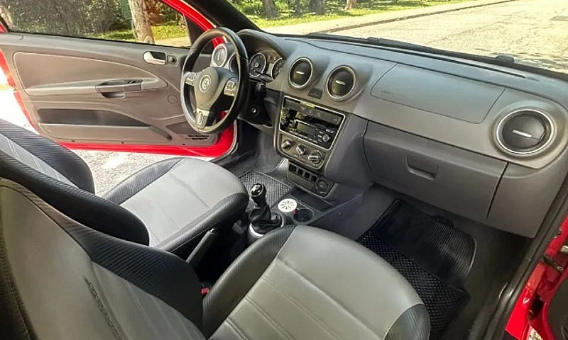 Volkswagen Saveiro C...