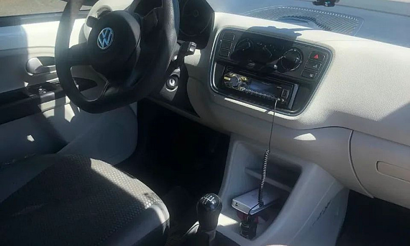 Volkswagen Up! Move ...
