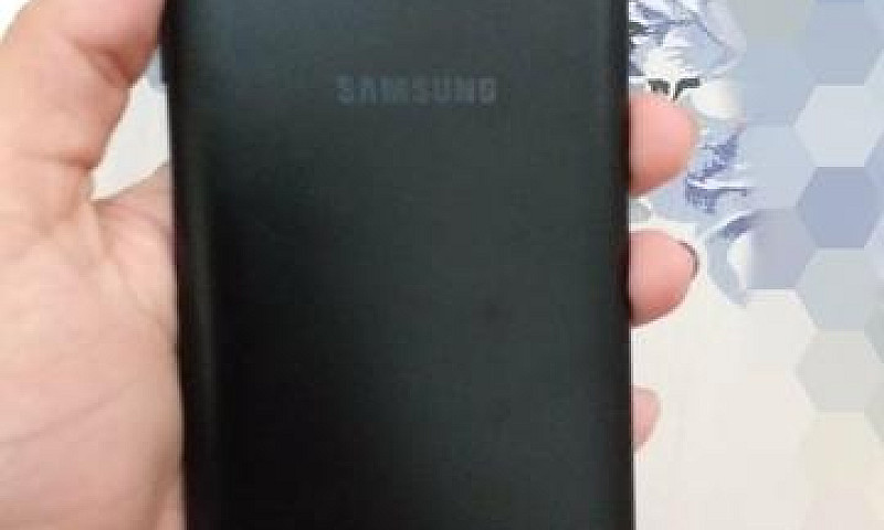 Samsung J4...