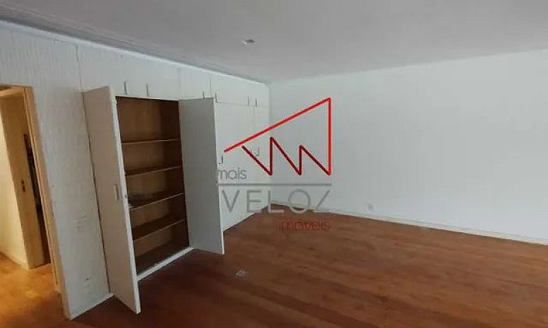 Apartamento-À Venda-...