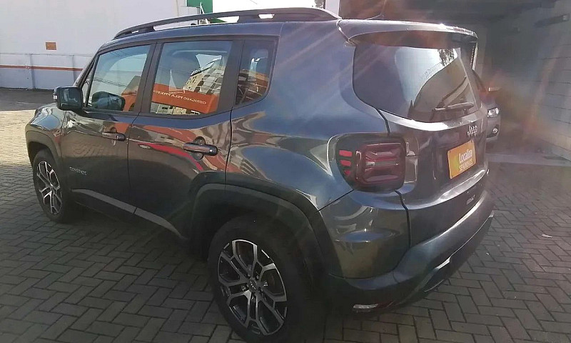 Jeep Renegade 2023 1...