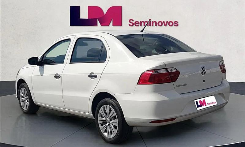 Volkswagen Voyage 1....