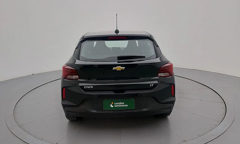 Chevrolet Onix Hatch...