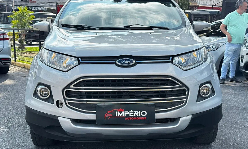 Ford Ecosport Titani...