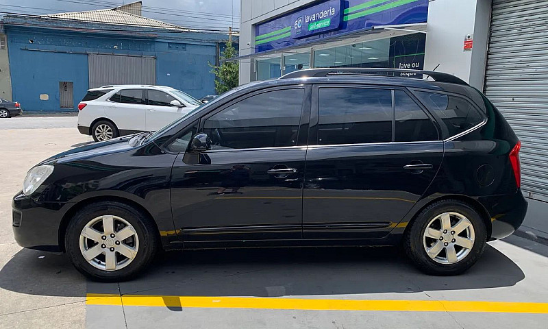 Kia Motors Carens Ex...