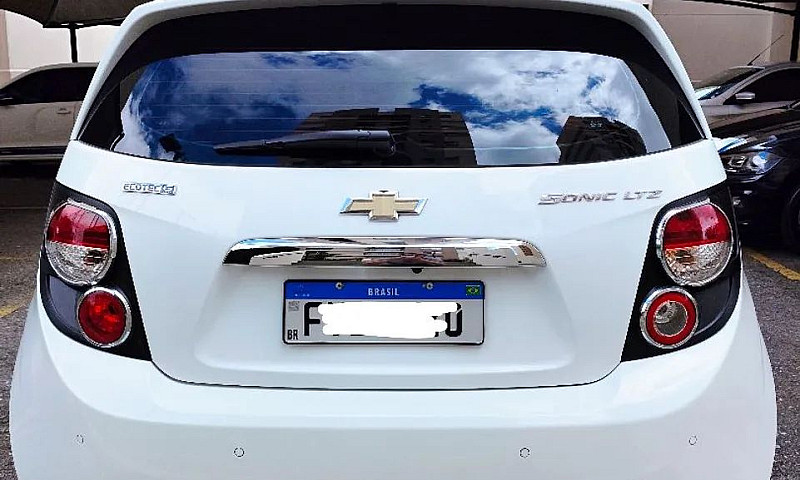 Chevrolet Sonic Hb L...