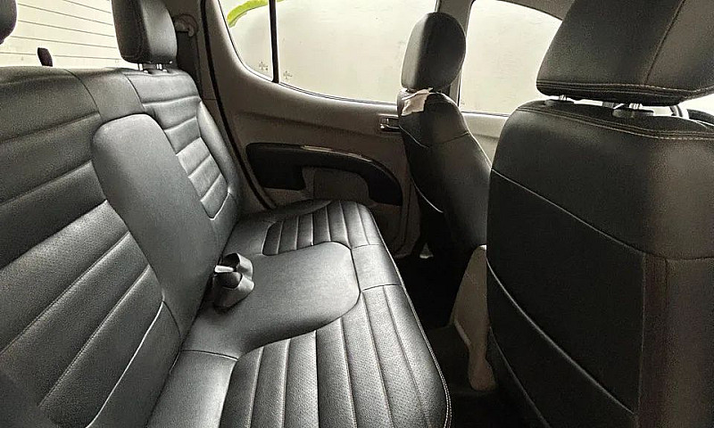 Mitsubishi L200 Trit...