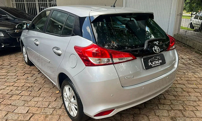 Toyota Yaris Xl Plus...