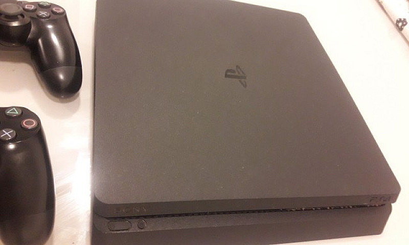 Ps4 Slim 1Tb, 02 Con...