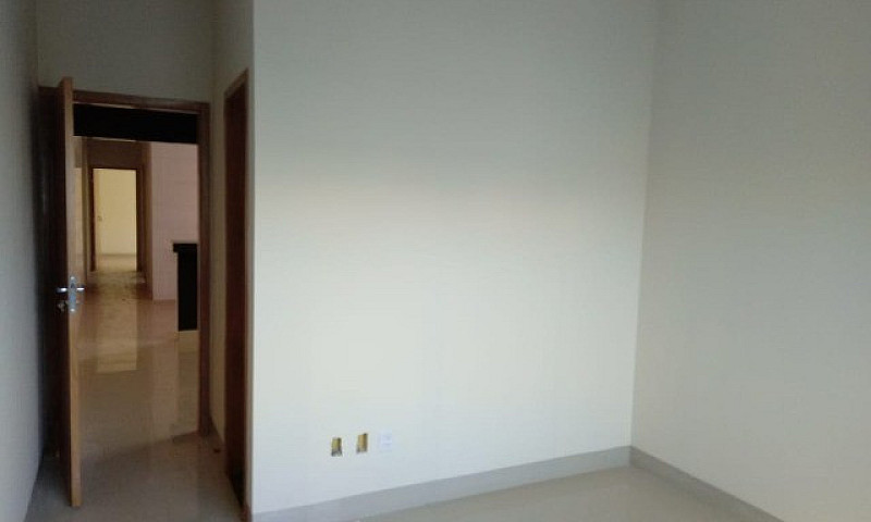Casa 3 Quartos, 1 Su...