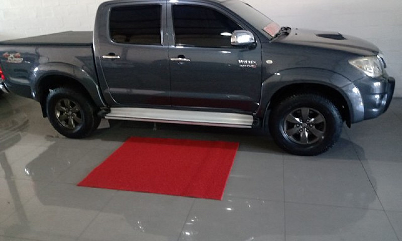 Hilux Srv 3.0 4X4 Au...