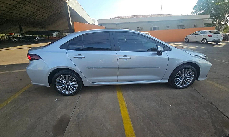 Corolla Xei 2.0 2024...