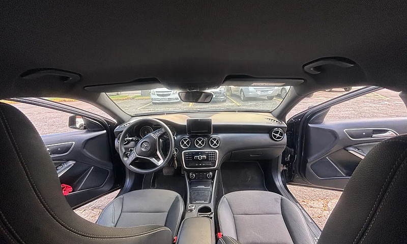 Mercedes-Benz Classe...