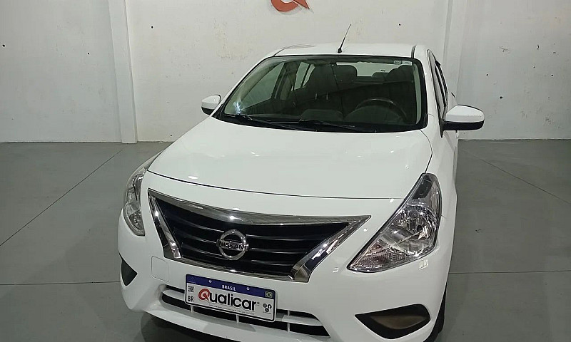 Nissan Versa S 1.0 1...