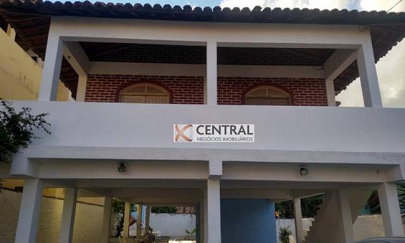 Casa Com 3 Dormitóri...