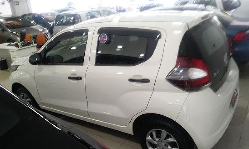 Fiat  Mobi 1.0 Evo F...