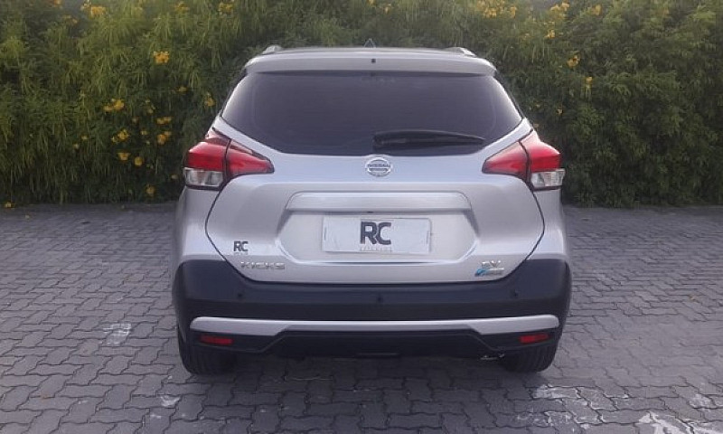 Kicks 2018Sv Cvt...