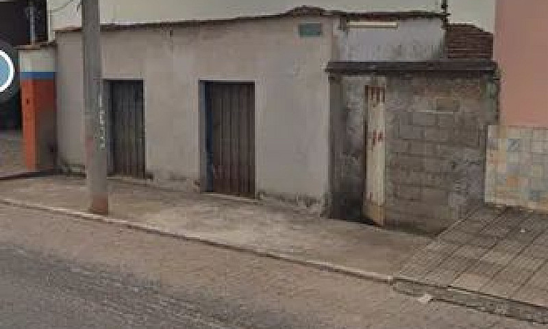 Casa Com Excelente L...