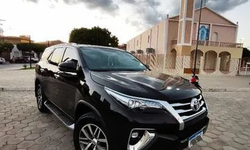 Toyota Hilux Sw4 Srx...