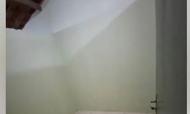 Aluga-Se Na Região D...