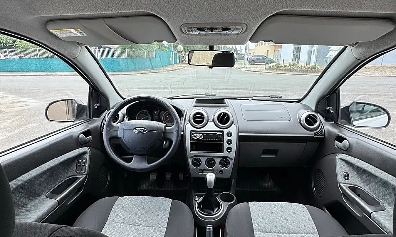 Ford Fiesta 1.6 8V F...