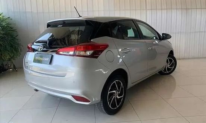 Toyota Yaris Xls 1.5...