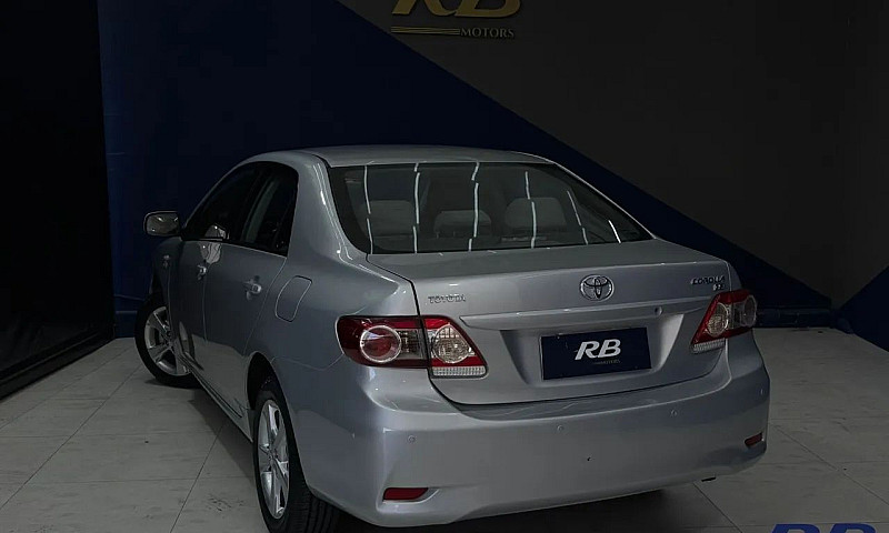 Toyota Corolla Gli 1...