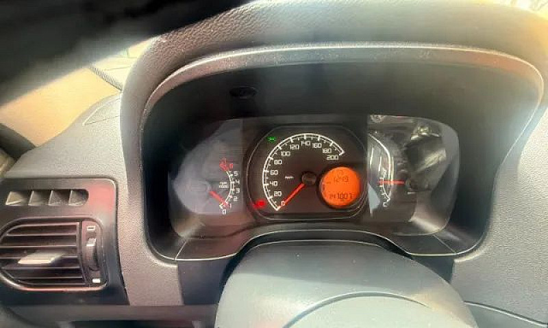 Fiat Strada Working ...