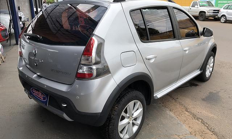 Sandero Stepway 1.6...