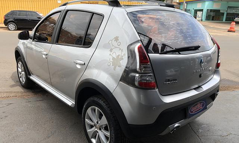 Sandero Stepway 1.6...