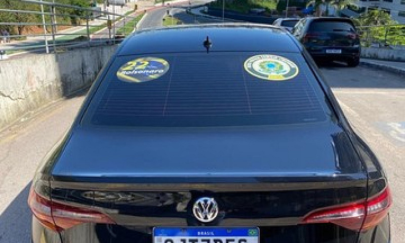 Jetta R Line 250 Tsi...
