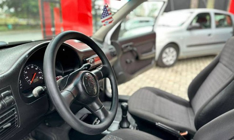 Volkswagen Gol Speci...