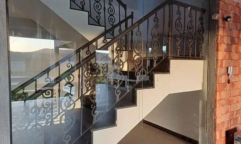 Casa Em Condomínio P...