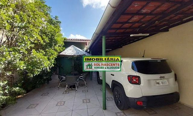 Casa Com 3 Dormitóri...