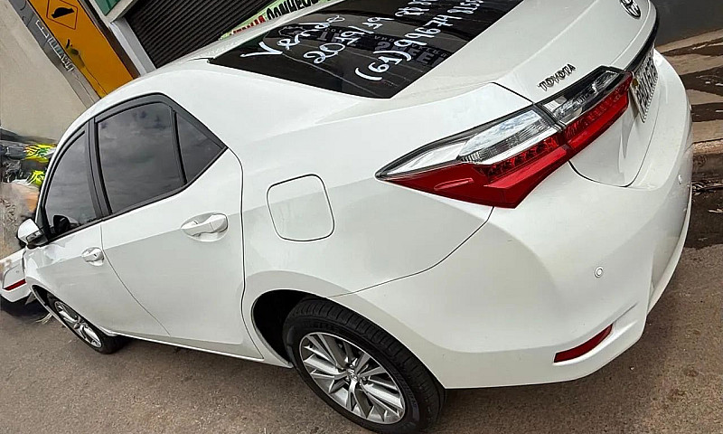 Toyota Corolla Gli 1...