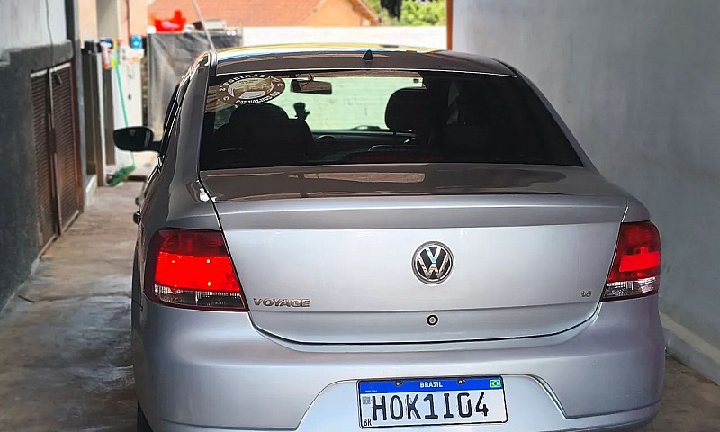 Volkswagen Voyage Tr...