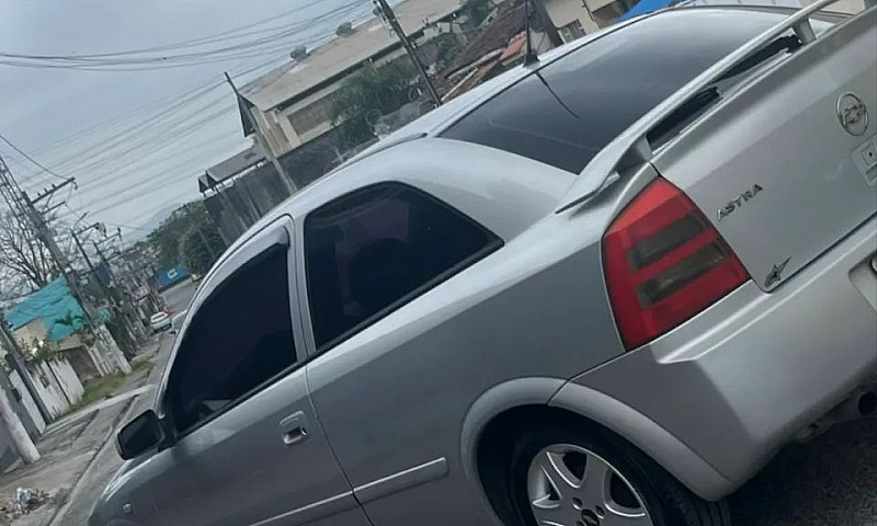 Chevrolet Astra Adva...