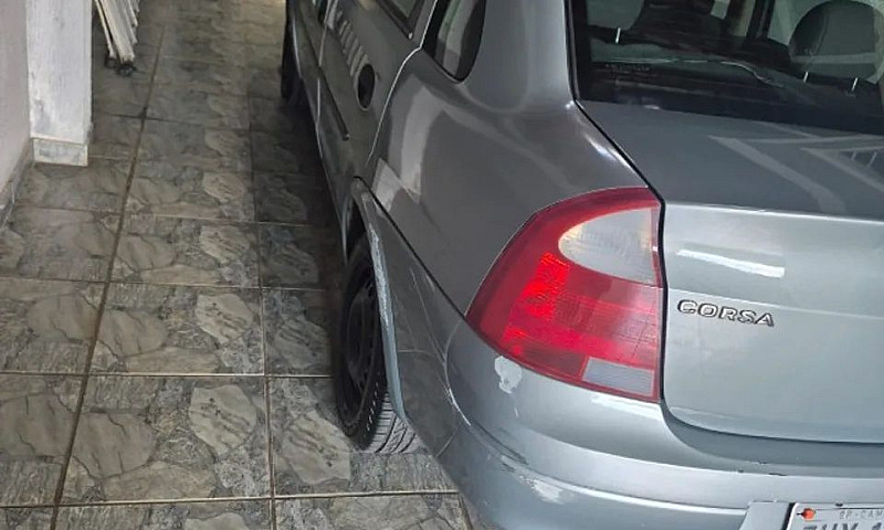 Chevrolet Corsa Seda...