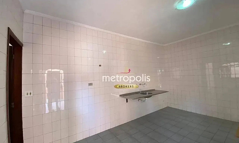 Casa Com 2 Dormitóri...