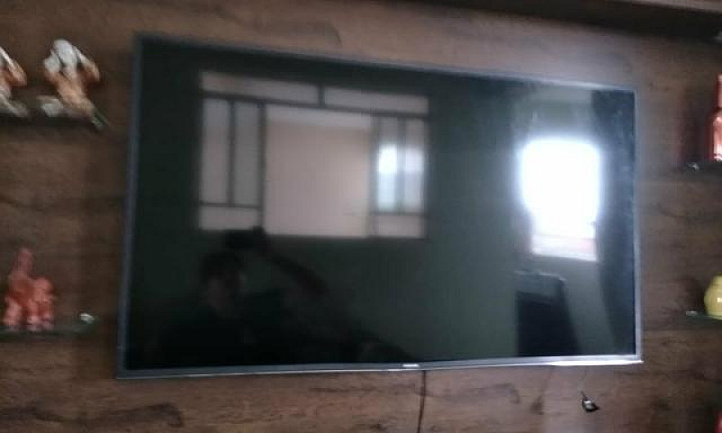 Televisão Com Tela Q...