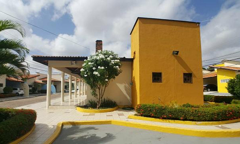 Casa De Condominio /...