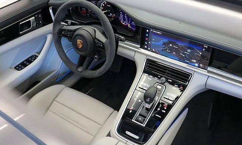 Porsche Panamera Pan...