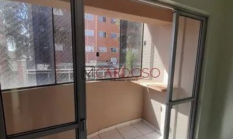 2 Quartos, Varanda, ...