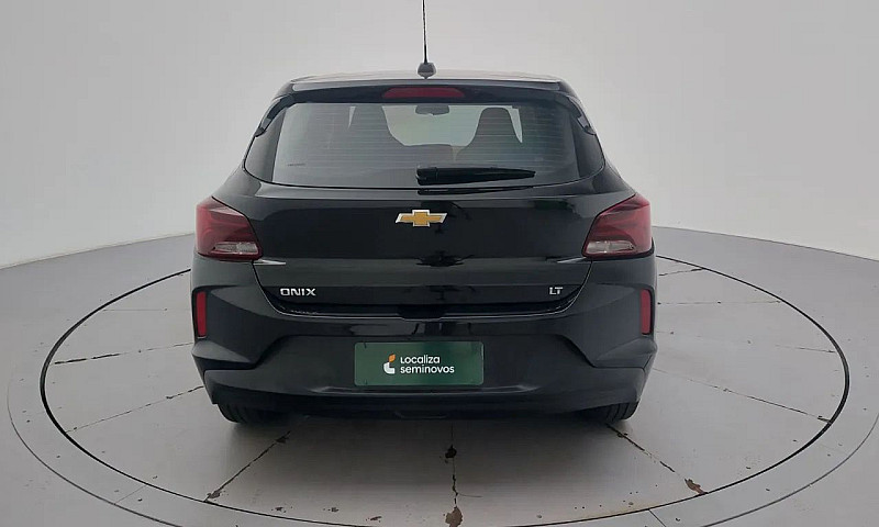 Chevrolet Onix Hatch...