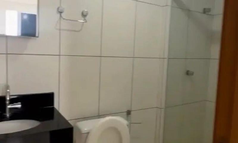 Aluga-Se Apartamento...