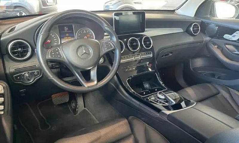 Mercedes-Benz Glc 25...