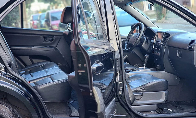 Kia Motors Sorento E...